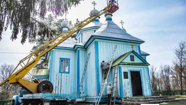 Межиріченський Нотр Дам у новій фарбі