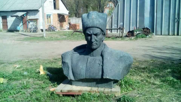 Декомунізація по-овруцьки