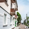 Повз будинок на Грушевського, 50  ходіть обережно