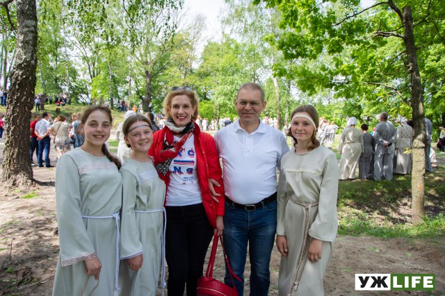18.05.2019 День Олевська встановлення рекорду України кат. Масові заходиреконструкції 500 осіб 37