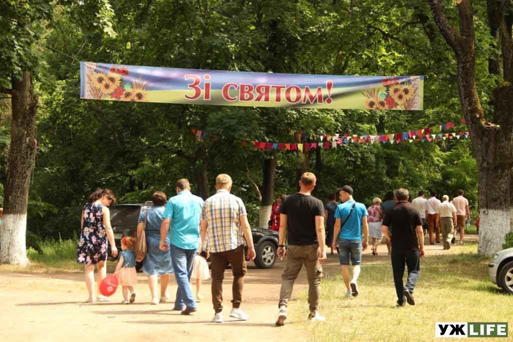 Свято і маленький скандал в Ушомирі