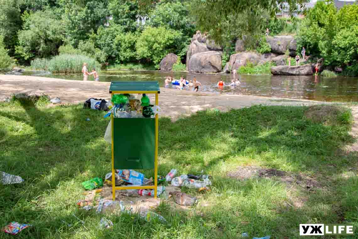 Сміття є, гроші є, двірників нема