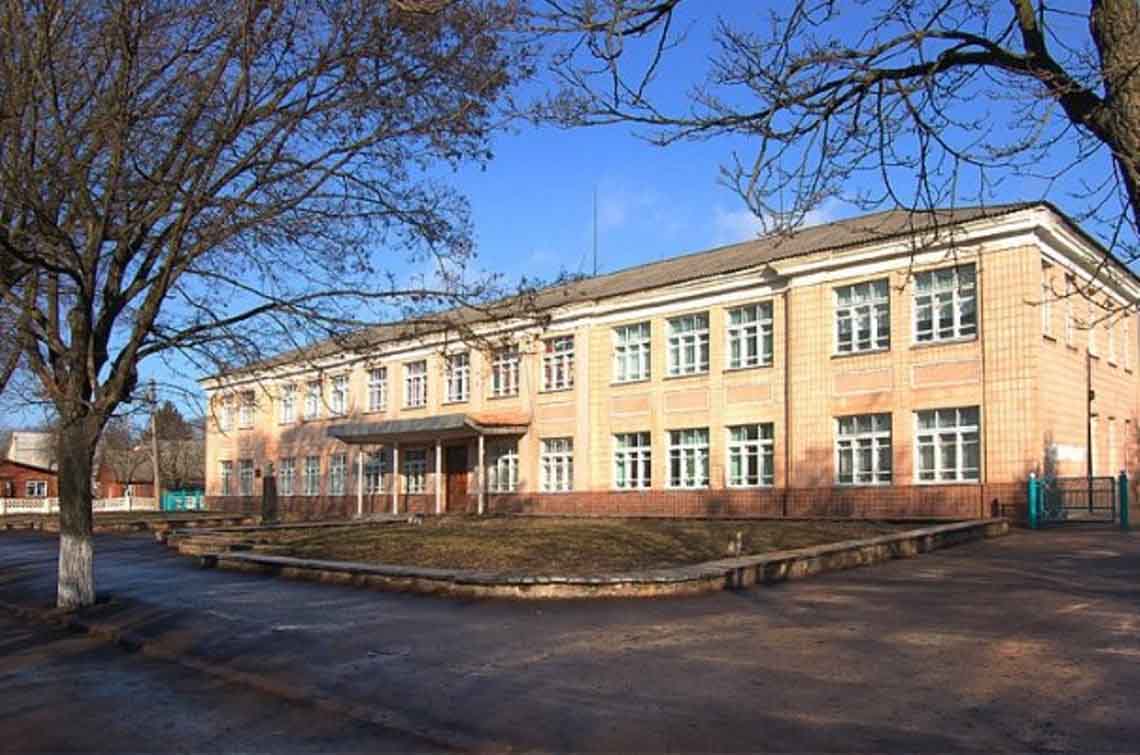 Що буде з селом, якщо там не буде школи?