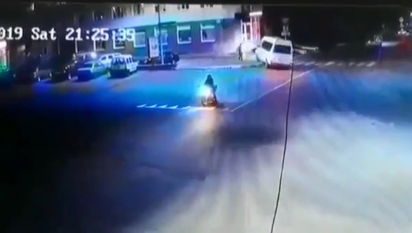 Смертельна аварія у Малині: бус збив жінку та втік з місця ДТП. ?ВІДЕО