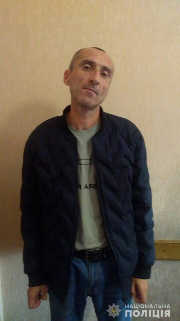 У Коростені затримали «липового» слідчого, який видурив у пенсіонерки з Олевська її заощадження