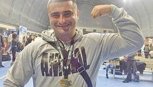 Цей рятувальник з Малина — сильний хлопець