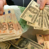 Валюту дозволили купувати без обмежень