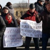 Жителі Овруцького району приїхали з пікетом до Житомира, бо хочуть окрему ОТГ