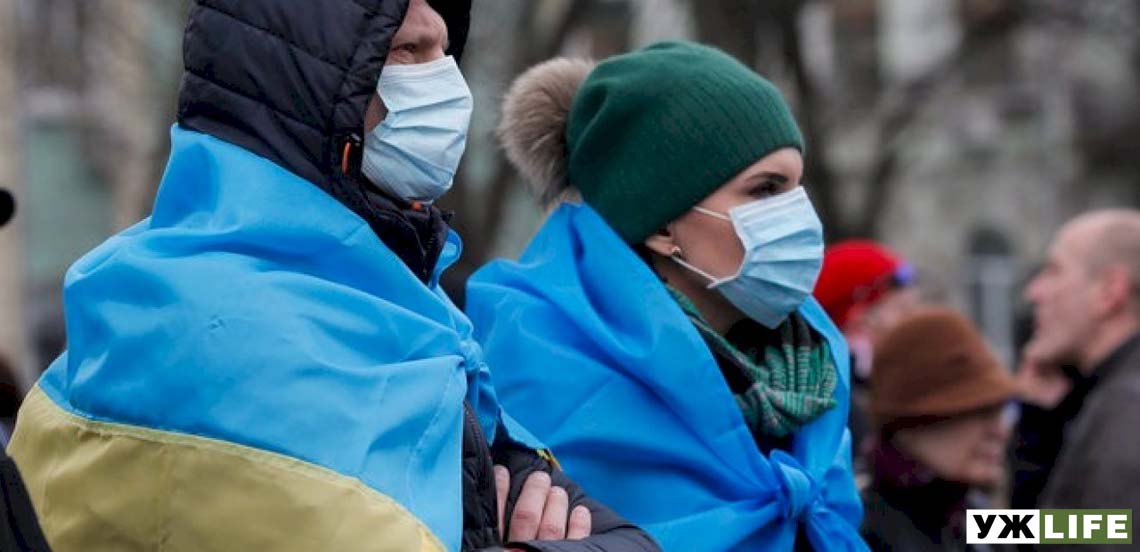 Уже 1462 випадки COVID-19 в Україні, із них 104 – діти. 45 людей померли