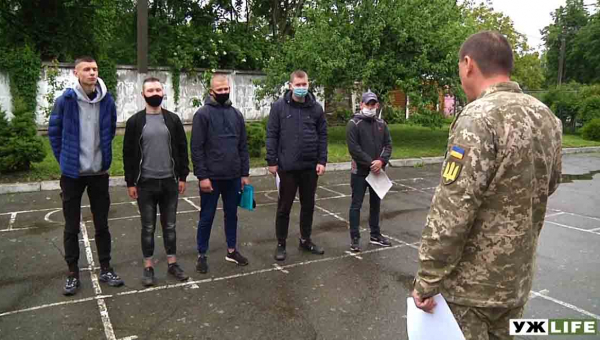 На Житомирщині почали призивати на строкову службу офіцерів запасу