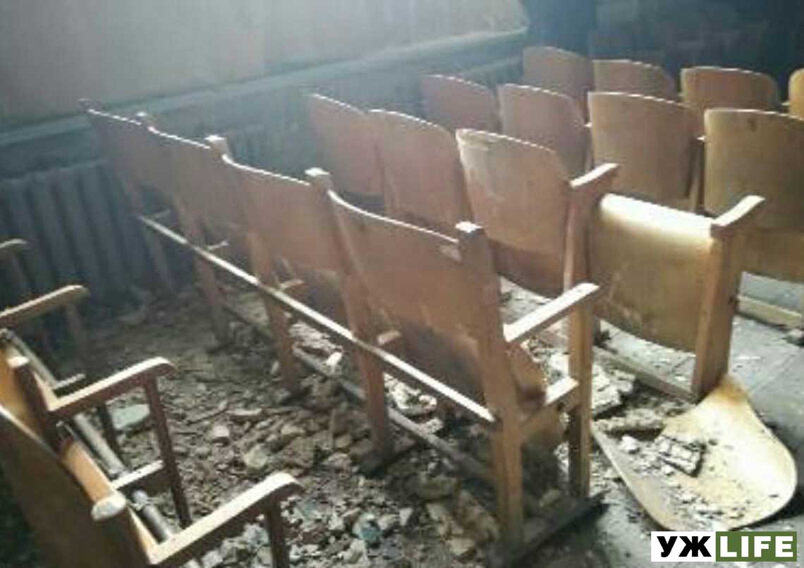 Громада Малої Зубівщини просить допомоги: під загрозою - сільський Будинок культури (ФОТО)