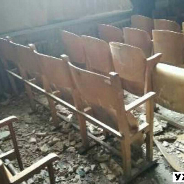 Громада Малої Зубівщини просить допомоги: під загрозою - сільський Будинок культури (ФОТО)