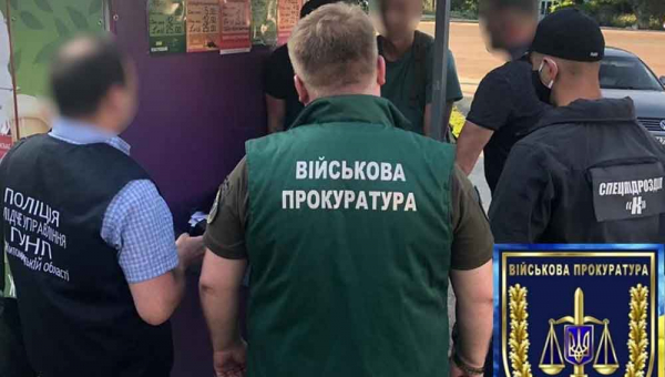 Командира взводу однієї з військових частин Житомирщини затримано на хабарі 10 тис. грн