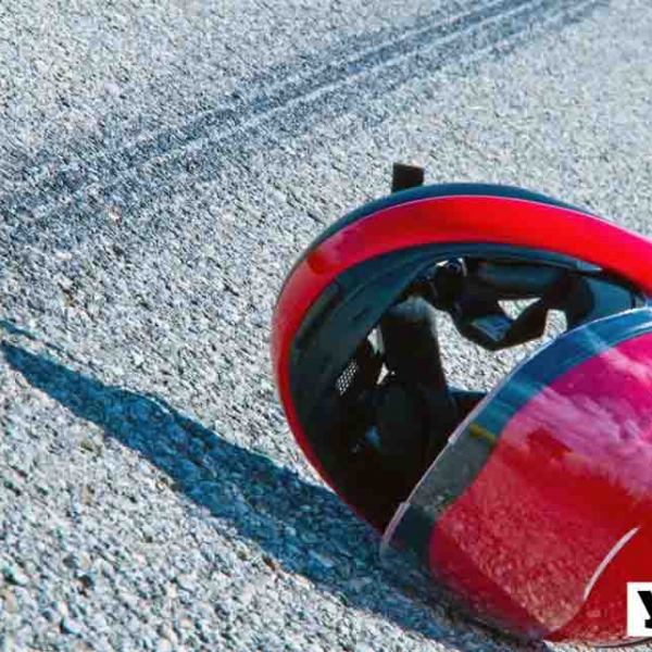 Злетів з мопеда і вдарився об лавку: поліція розслідує трагічну смерть жителя Овруцького району