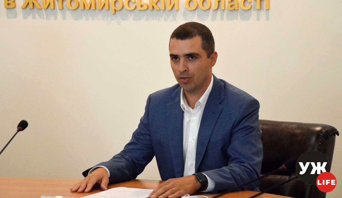 Головний поліціянт Житомирської області за рік отримав півмільйона зарплати, доходи дружини вдвічі більші
