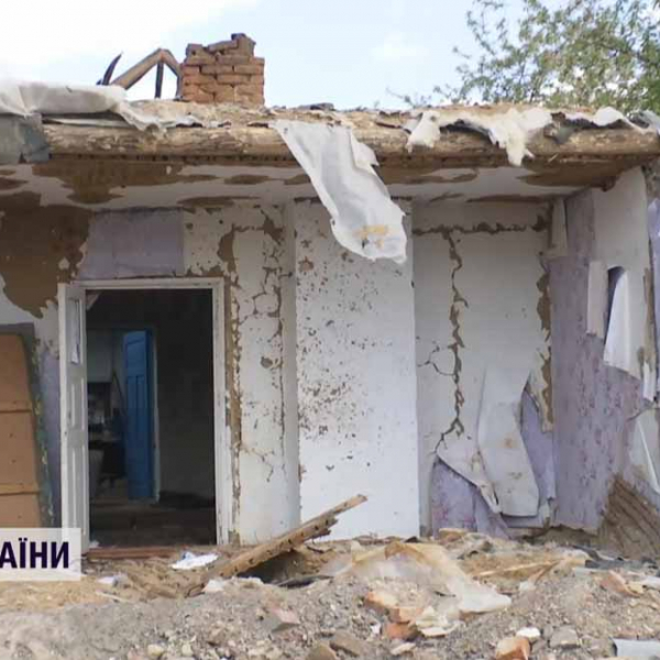 Під час наступу окупантів із Білорусі першими під приціл потрапили села Коростенщини: вулиці тепер в руїнах