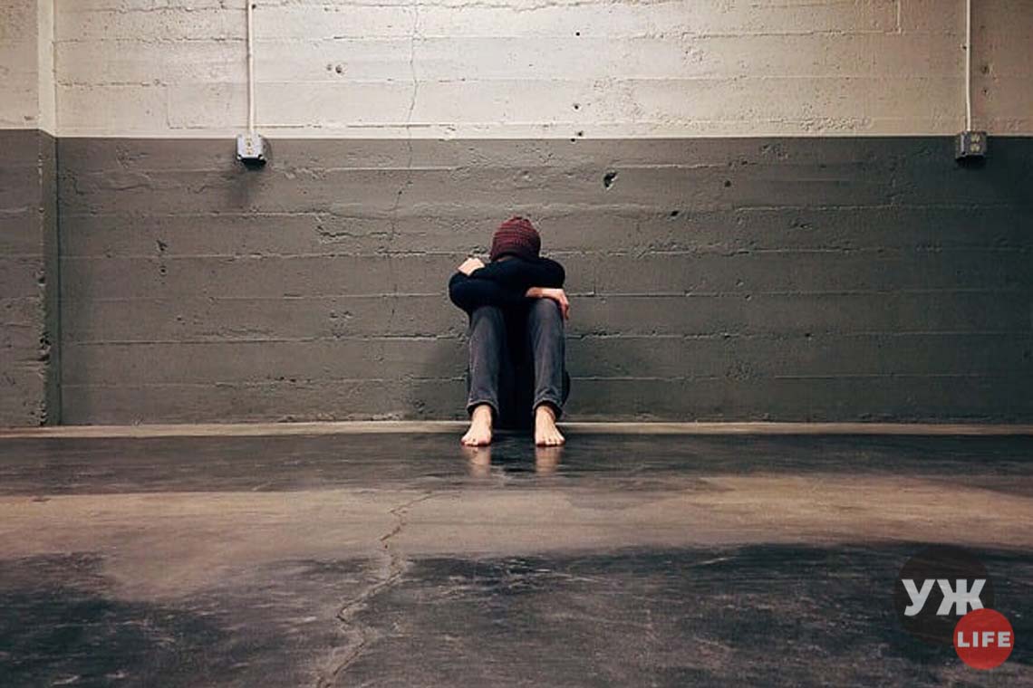 Булінг на уроці фізкультури: у Житомирській області вчителька цькувала ученицю