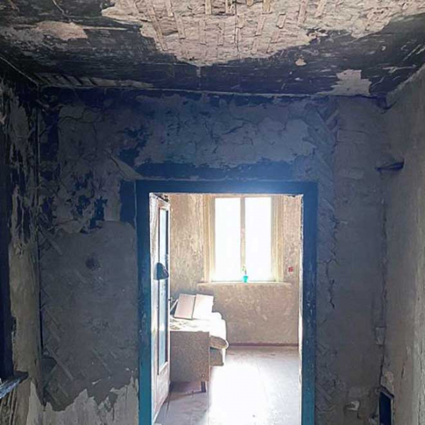 На Житомирщині чоловік облив бензином і підпалив будинок знайомої