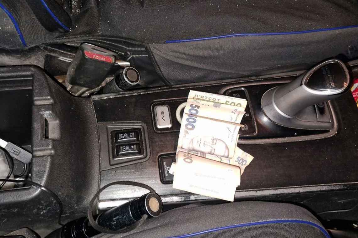 На Житомирщині нетвереза водійка пропонувала хабар, щоб уникнути відповідальності